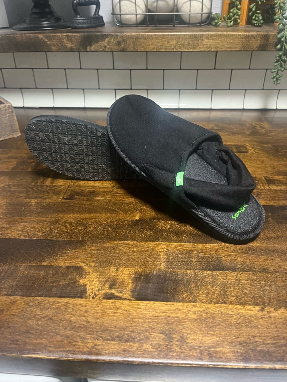 Sanuk Yoga Sling Cruz Sandals size 9